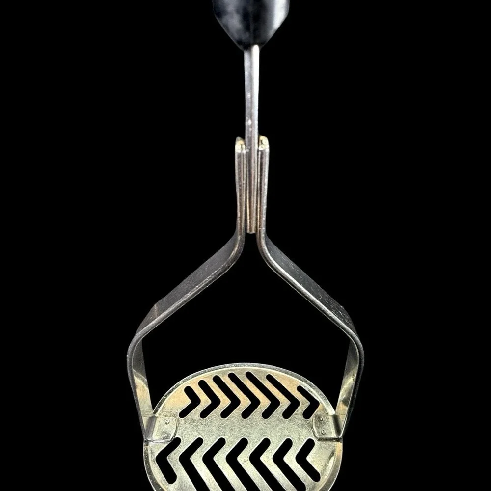 Vintage Ekco Forge Stainless Steel Potato Masher‎ Hand Press Black Handle